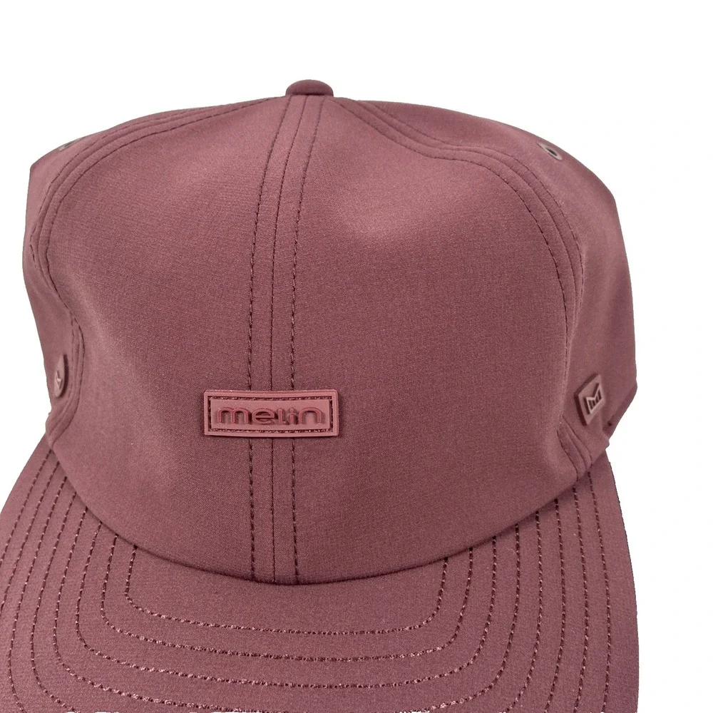 Melin The Legend Port Hydro Performance Hat Cap Wine NWT Golf Adjustable Size L